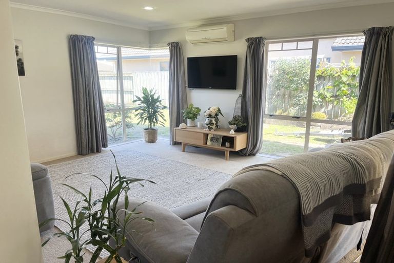 Photo of property in 42 Corinth Grove, Papamoa Beach, Papamoa, 3118