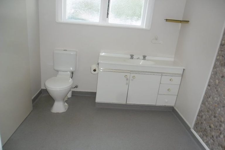 Photo of property in 1028 Hood Street, Mayfair, Hastings, 4122