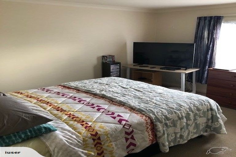 Photo of property in 4 Te Wharau Drive, Greenhithe, Auckland, 0632