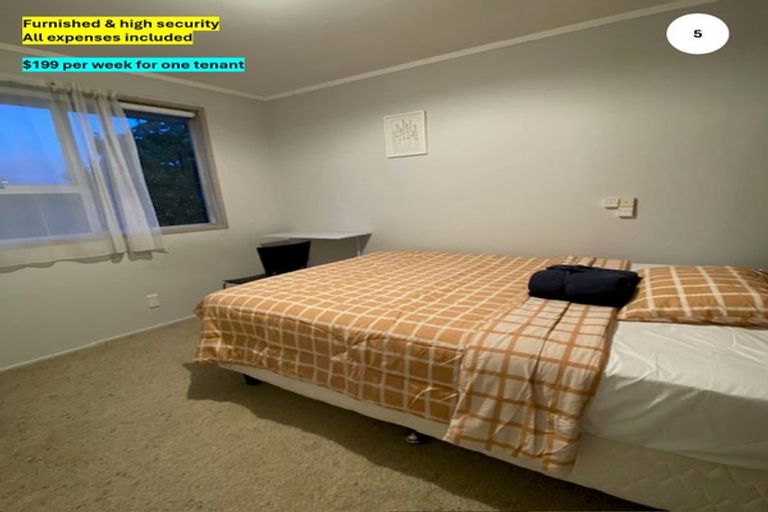 Photo of property in 15 Tangelo Place, Bucklands Beach, Auckland, 2012