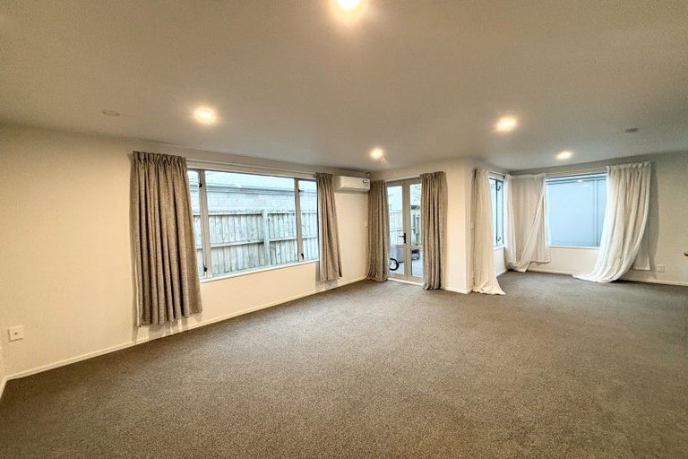 Photo of property in 156 Edgeware Road, Edgeware, Christchurch, 8013