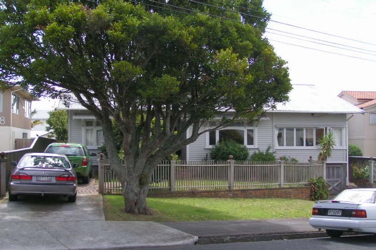 Photo of property in 10 Ewen Street, Takapuna, Auckland, 0622