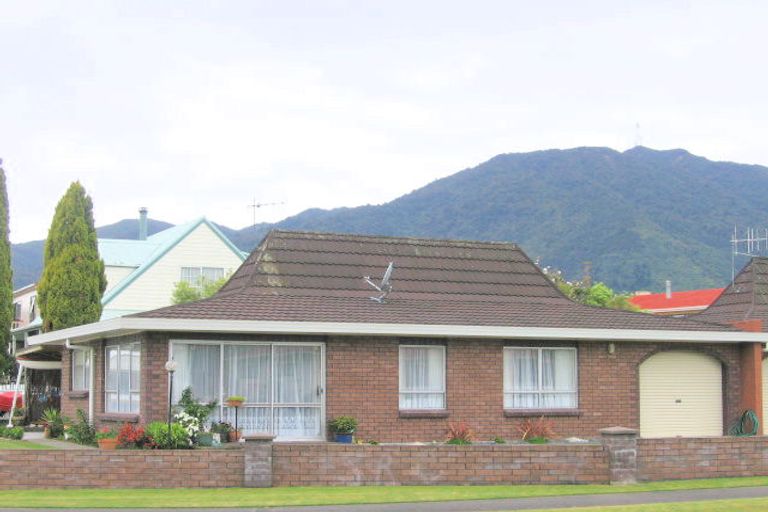 Photo of property in 4a Grace Avenue, Te Aroha, 3320