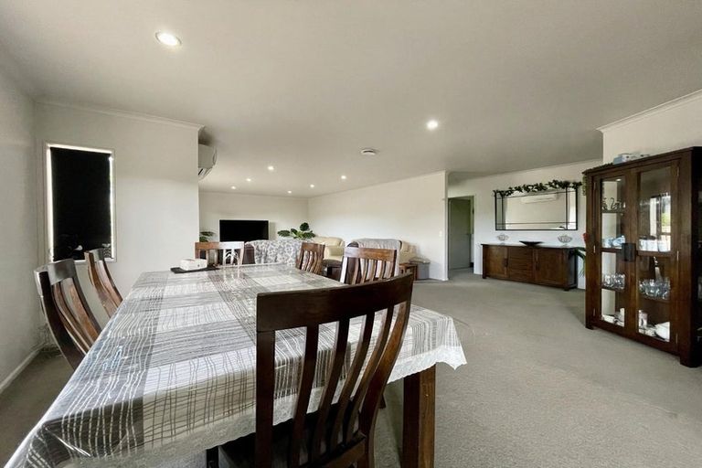 Photo of property in 10a Kororako Grove, Whalers Gate, New Plymouth, 4310