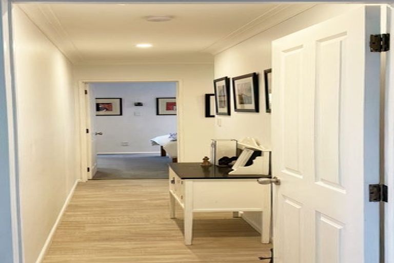 Photo of property in 39 Emlyn Place, Torbay, Auckland, 0630