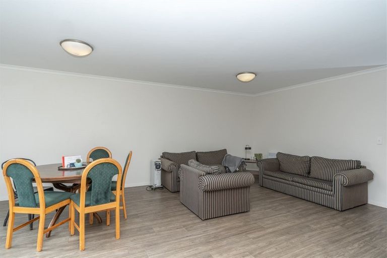 Photo of property in 79 Chiefs Court, Hamilton East, Hamilton, 3216