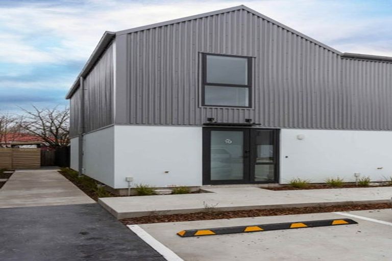 Photo of property in 10/30 Frederick Street, Waltham, Christchurch, 8011