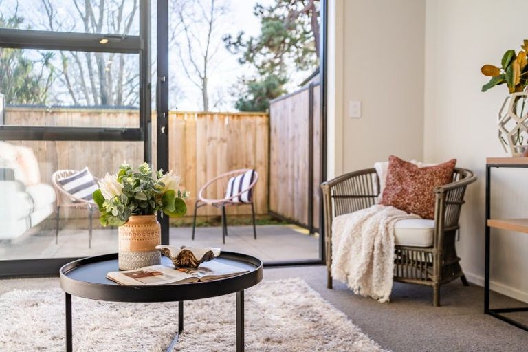 Photo of property in 7/240 Stokes Valley Road, Stokes Valley, Lower Hutt, 5019