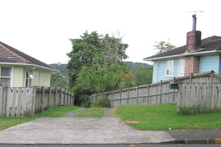 Photo of property in 16 Nandana Drive, Glen Eden, Auckland, 0602