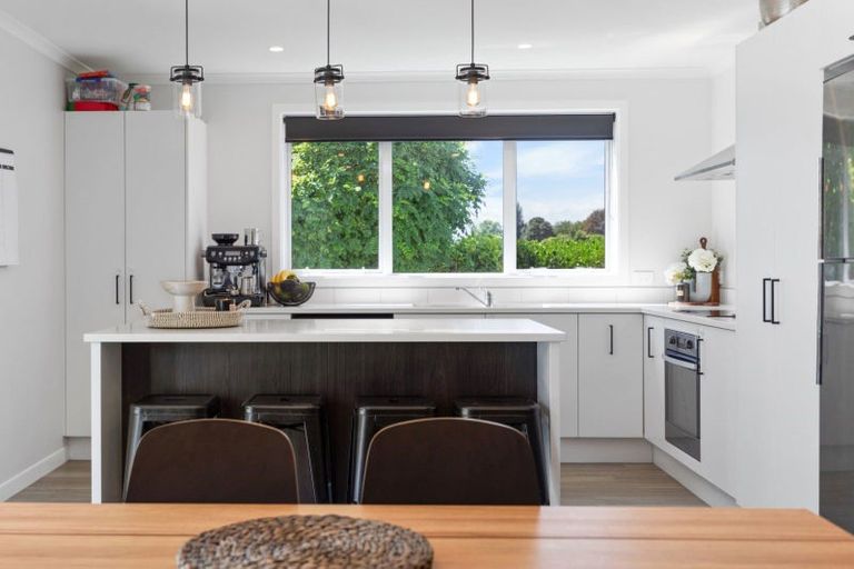 Photo of property in 92 Penetaka Heights, Pyes Pa, Tauranga, 3112