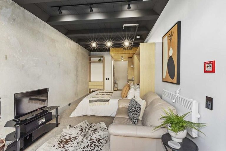 Photo of property in Vedado Apartments, 208/41 Hopper Street, Mount Cook, Wellington, 6011