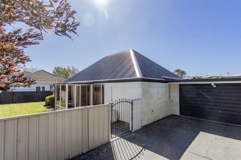 Photo of property in 1 Marley View Street, Somerfield, Christchurch, 8024
