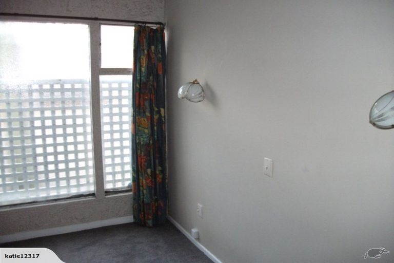 Photo of property in 68-70 Pirie Street, Mount Victoria, Wellington, 6011