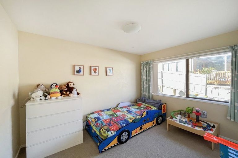 Photo of property in 690a Beach Road, Browns Bay, Auckland, 0630