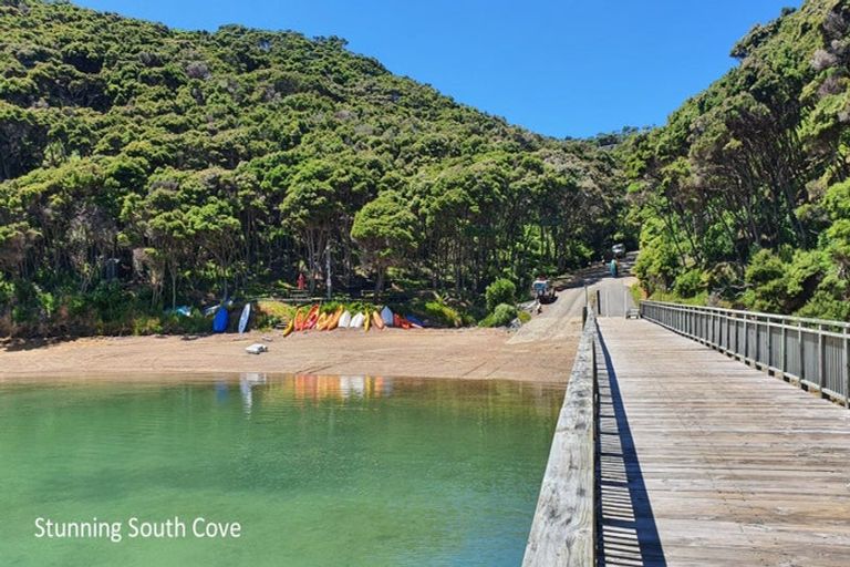 Photo of property in 7 Edith Ridge Road, Kawau Island, 0920