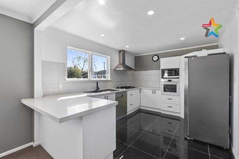 Photo of property in 35 Garden Road, Avalon, Lower Hutt, 5011