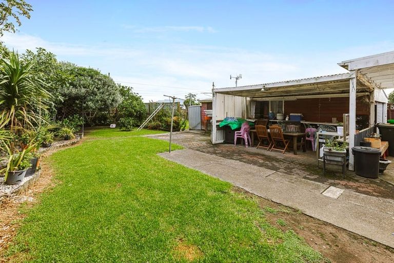 Photo of property in 37 Ferguson Street, Manurewa East, Auckland, 2102