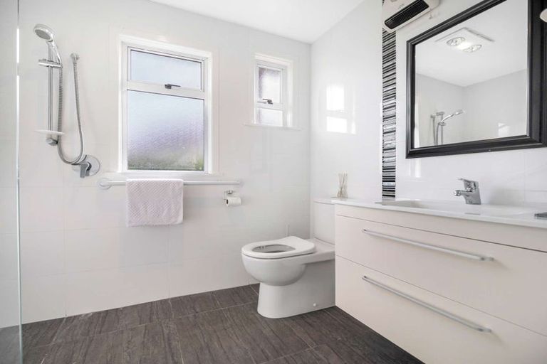 Photo of property in 205 Malfroy Road, Utuhina, Rotorua, 3015