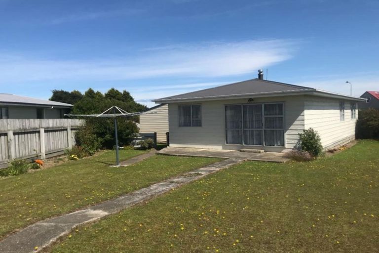 Photo of property in 80 Mavora Crescent, Heidelberg, Invercargill, 9812
