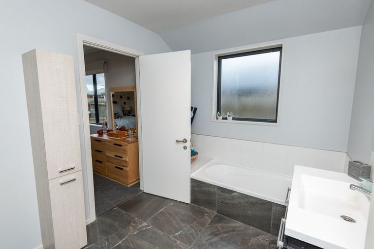 Photo of property in 14a Graham Street, Tinwald, Ashburton, 7700