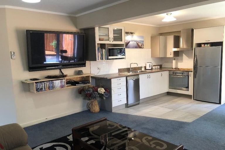 Photo of property in 37 Hyde Avenue, Richmond Heights, Taupo, 3330