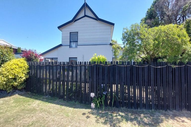 Photo of property in 1/25 Yellowstone Crescent, Burwood, Christchurch, 8083