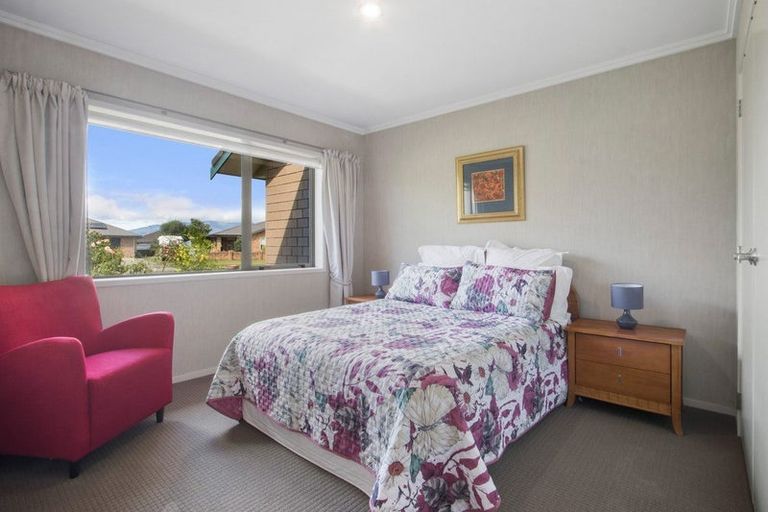 Photo of property in 3 Brookby Place, Katikati, 3129