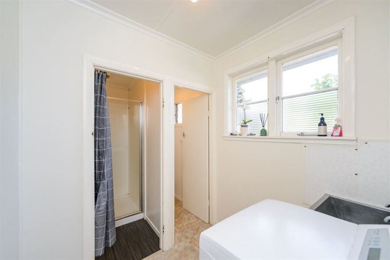 Photo of property in 42 Manson Street, Terrace End, Palmerston North, 4410