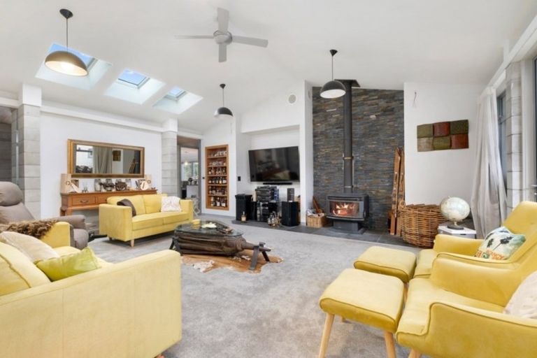 Photo of property in 293 Riverbank Road, Wanaka, 9382