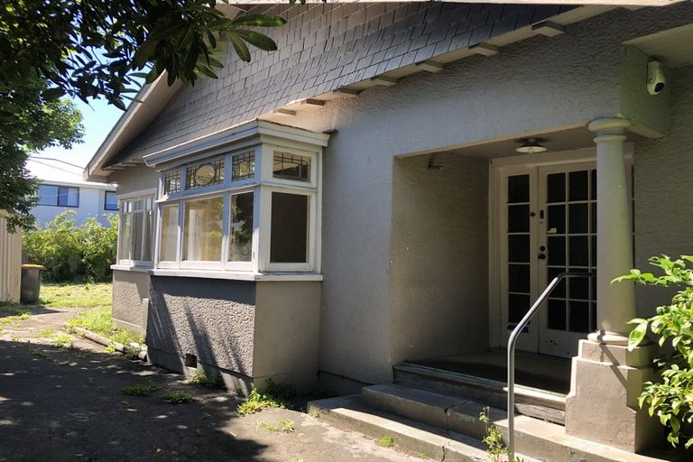Photo of property in 160 Clarence Street, Riccarton, Christchurch, 8011