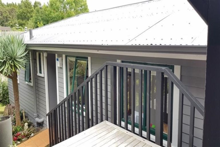 Photo of property in 193a Godley Road, Titirangi, Auckland, 0604