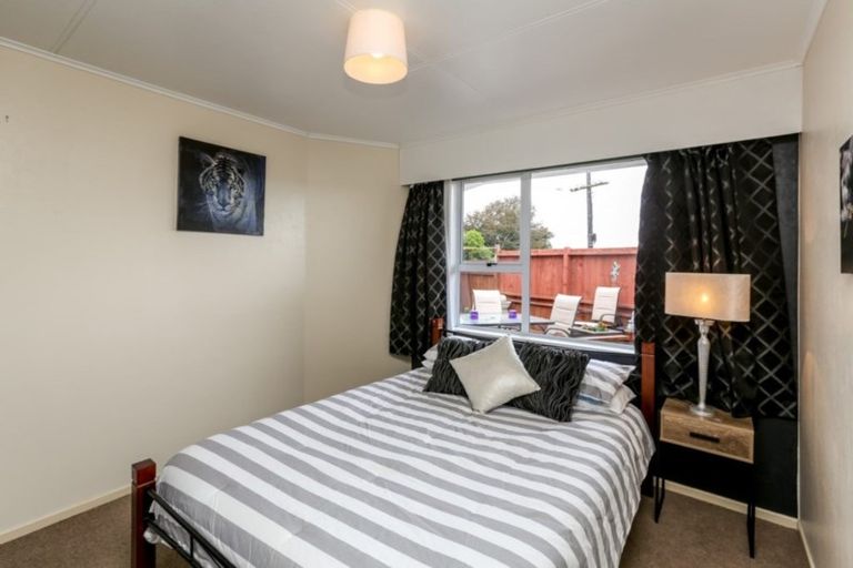 Photo of property in 181 Seaview Road, Westown, New Plymouth, 4310