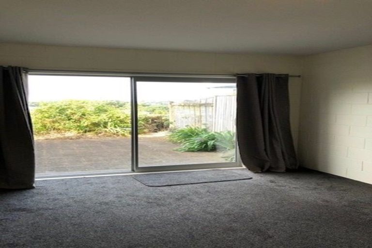 Photo of property in 7/72 Kitchener Road, Milford, Auckland, 0620