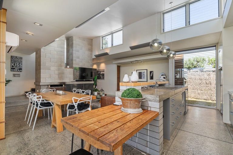 Photo of property in 6 Bell Road, Pauanui, Hikuai, 3579