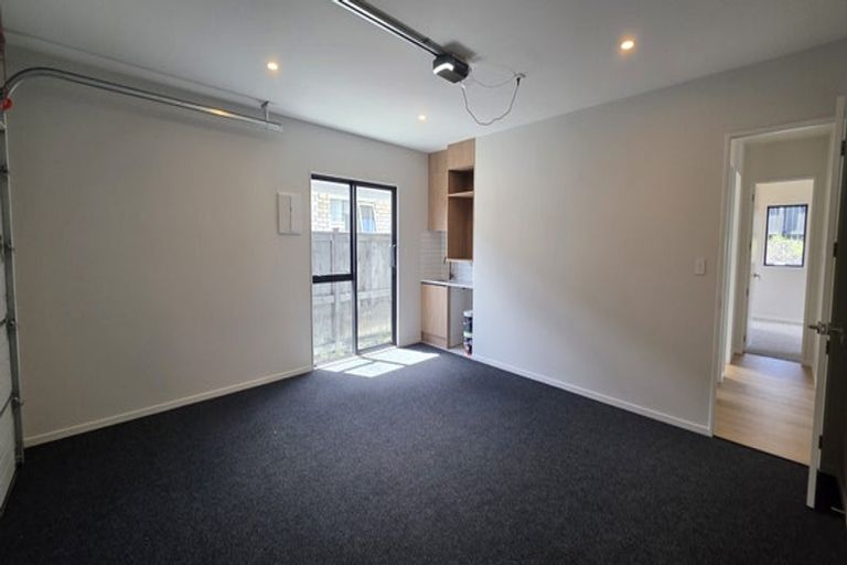 Photo of property in 12 Kanono Way, Helensville, 0800