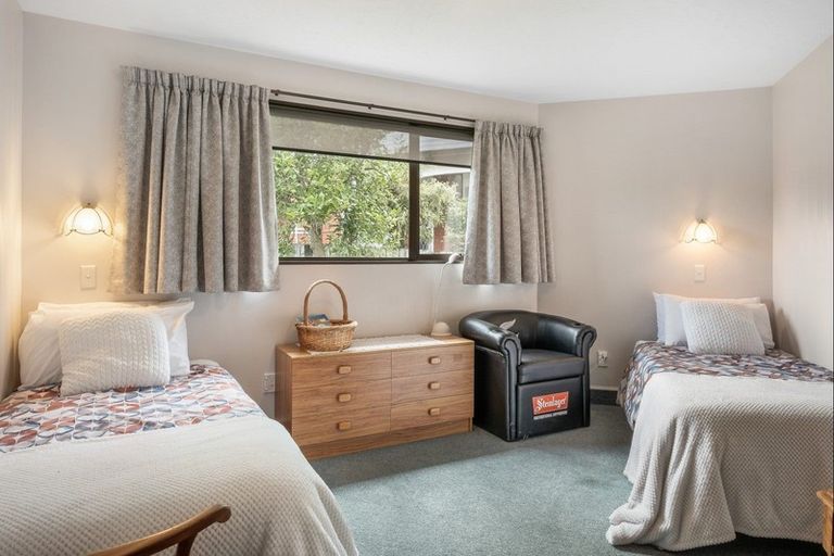 Photo of property in 6 Seaview Crescent, Picton, 7220