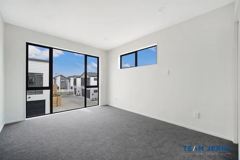 Photo of property in 3 Te Kaapia Road, Papakura, 2110