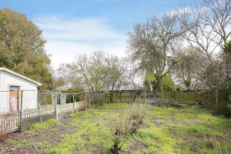 Photo of property in 22 Englefield Road, Belfast, Christchurch, 8051