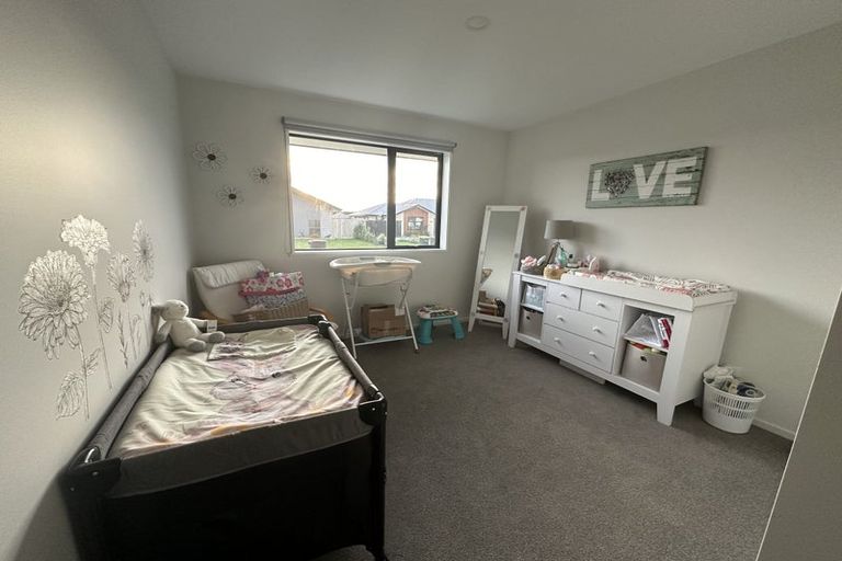 Photo of property in 8 Te Kanawa Lane, Rolleston, 7615