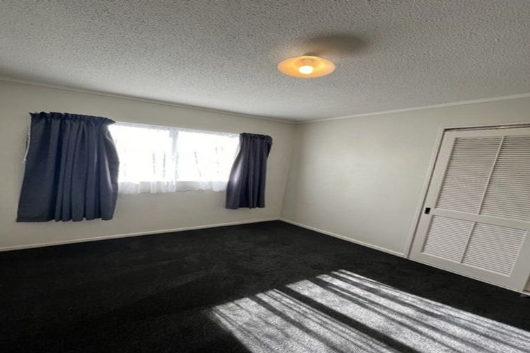 Photo of property in 2/93 Wilkie Crescent, Naenae, Lower Hutt, 5011