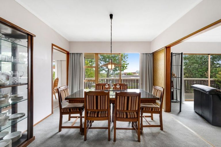 Photo of property in 16 Tercel Place, Sunnyhills, Auckland, 2010