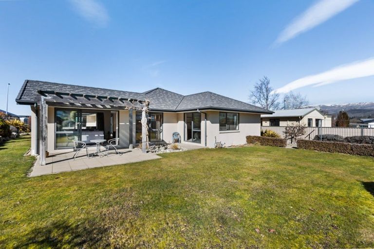 Photo of property in 42 Whitby Street, Clyde, 9330