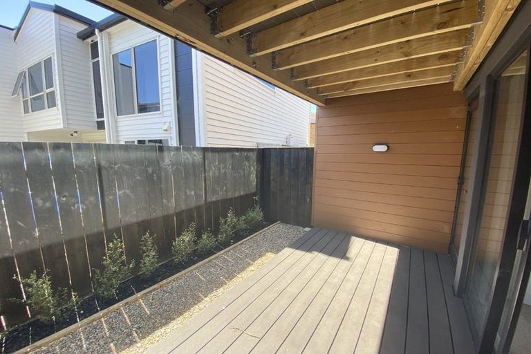 Photo of property in 23 Marumaru Lane, Manurewa, Auckland, 2102