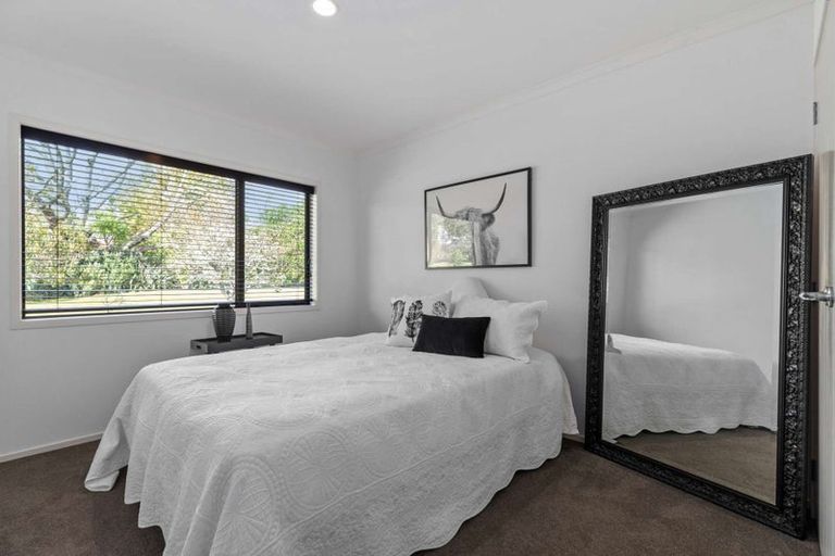 Photo of property in 8 Millbrook Drive, Waiuku, 2683