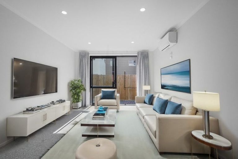 Photo of property in 2/165 Knighton Road, Hillcrest, Hamilton, 3216