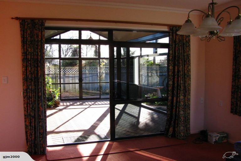 Photo of property in 37c Carlyle Street, Leamington, Cambridge, 3432