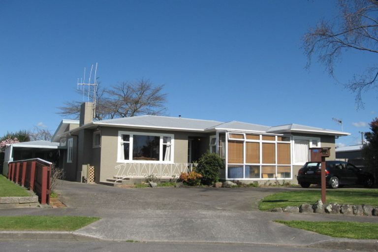 Photo of property in 14 Ilford Place, Awapuni, Palmerston North, 4412
