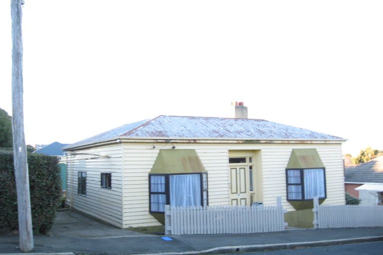 Photo of property in 32 Galloway Street, Mornington, Dunedin, 9011