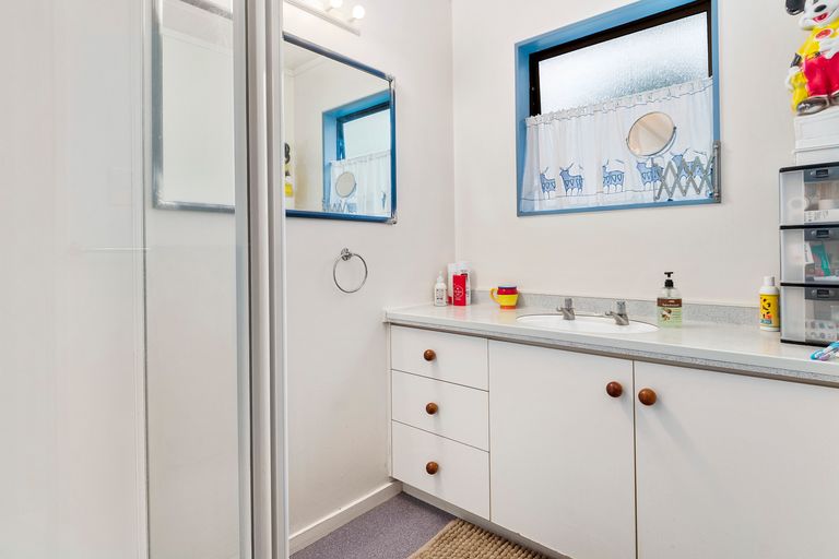 Photo of property in 10 Snowden Street, Ohauiti, Tauranga, 3112