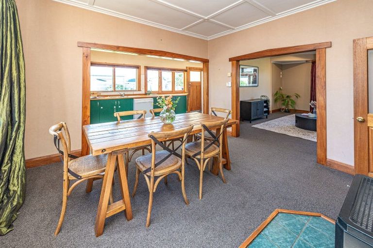 Photo of property in 28 Surrey Road, Springvale, Whanganui, 4501